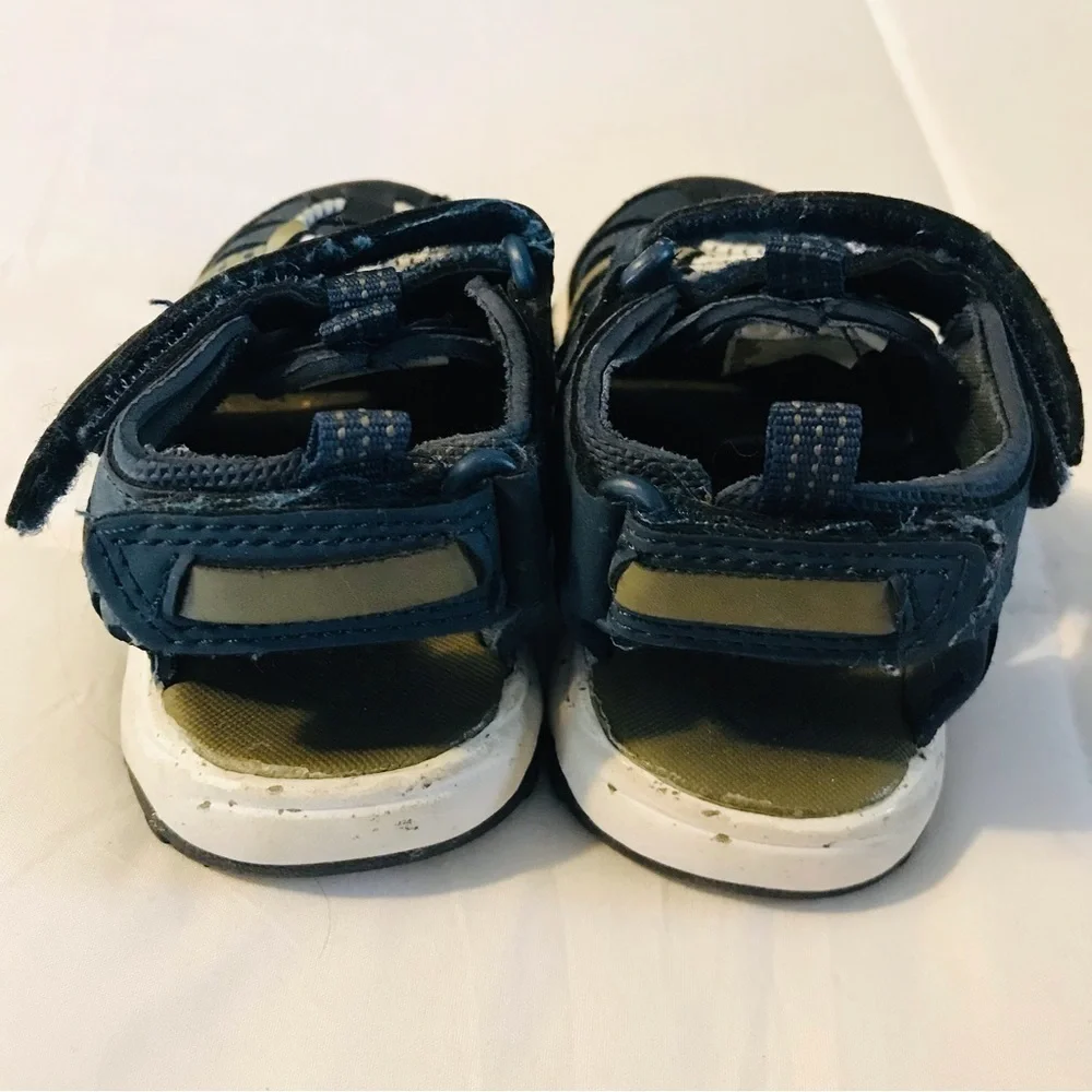 Cat & Jack Hiking Sandler’s Close Toes Blue Gray Shoe Toddler Baby Boy size 5
